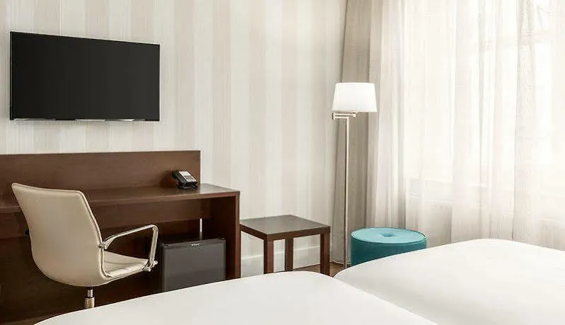 Nh City Centre Amsterdam 4*,